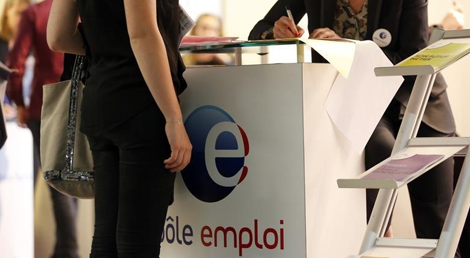Em março de 2015 o desemprego em França voltou a subir, sobretudo entre os menores de 25 anos. Em abril o ministro do Trabalho afirmou que o número de desempregados registados nos centros de emprego tinha subido mais 15,400 candidatos, para um total de 3,509,800 ou mais 4.9% do que no período homólogo Foto: Reuters