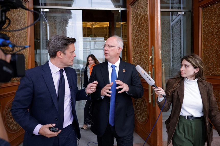 Imagem de Enviado do líder da Rússia reúne-se com negociadores dos Estados Unidos