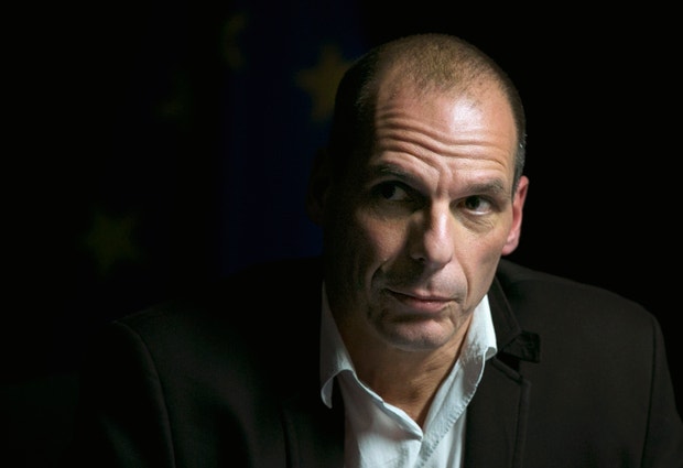 “Como já havia dito o primeiro-ministro, não estamos colados aos lugares”, advertiu o ministro grego das Finanças, Yanis Varoufakis, recuperando palavras de Alexis Tsipras
