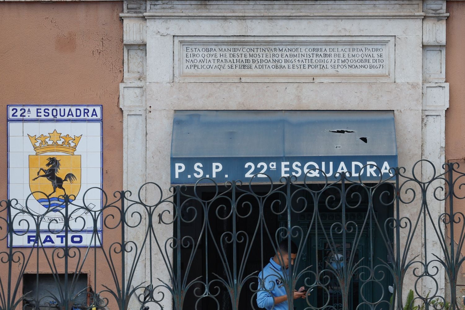 Rato PSP police station. Coercive measures to be announced on Monday