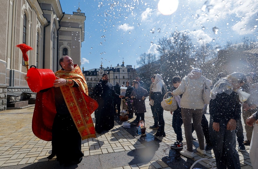 Moscovo e Kiev não estão a cumprir a trégua de Páscoa