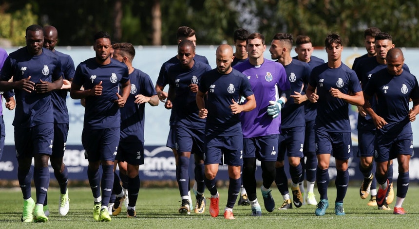 FC Porto continua a treinar durante a pausa para jogos internacionais
