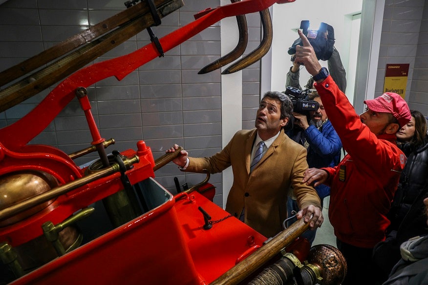 Support: Ventura puts on a 'face of shame' and calls it the Government's 'darkest day'