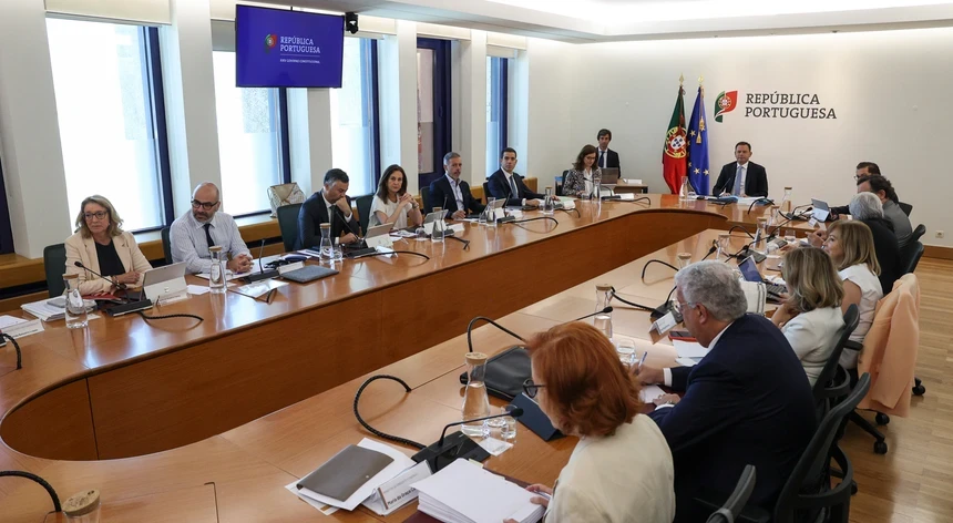 Governo leva a Conselho de Ministros novas propostas na área da Justiça e Imigração