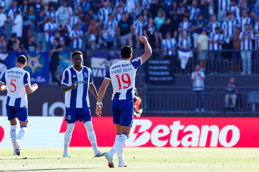 Imagem de Académico de Viseu - FC Porto