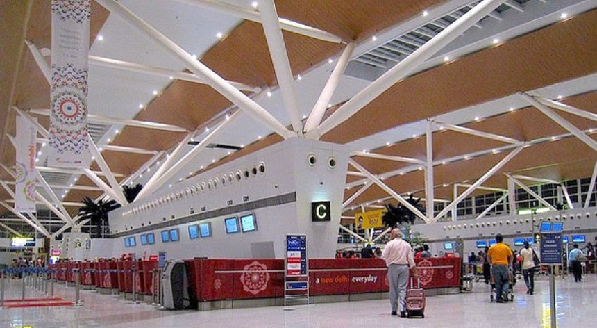 Do aeroporto de Nova Deli partiram três portugueses com destino a Lisboa

