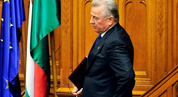 Pal Schmitt é o primeiro presidente a demitir-se desde a transição da Hungria para a democracia em 1990
