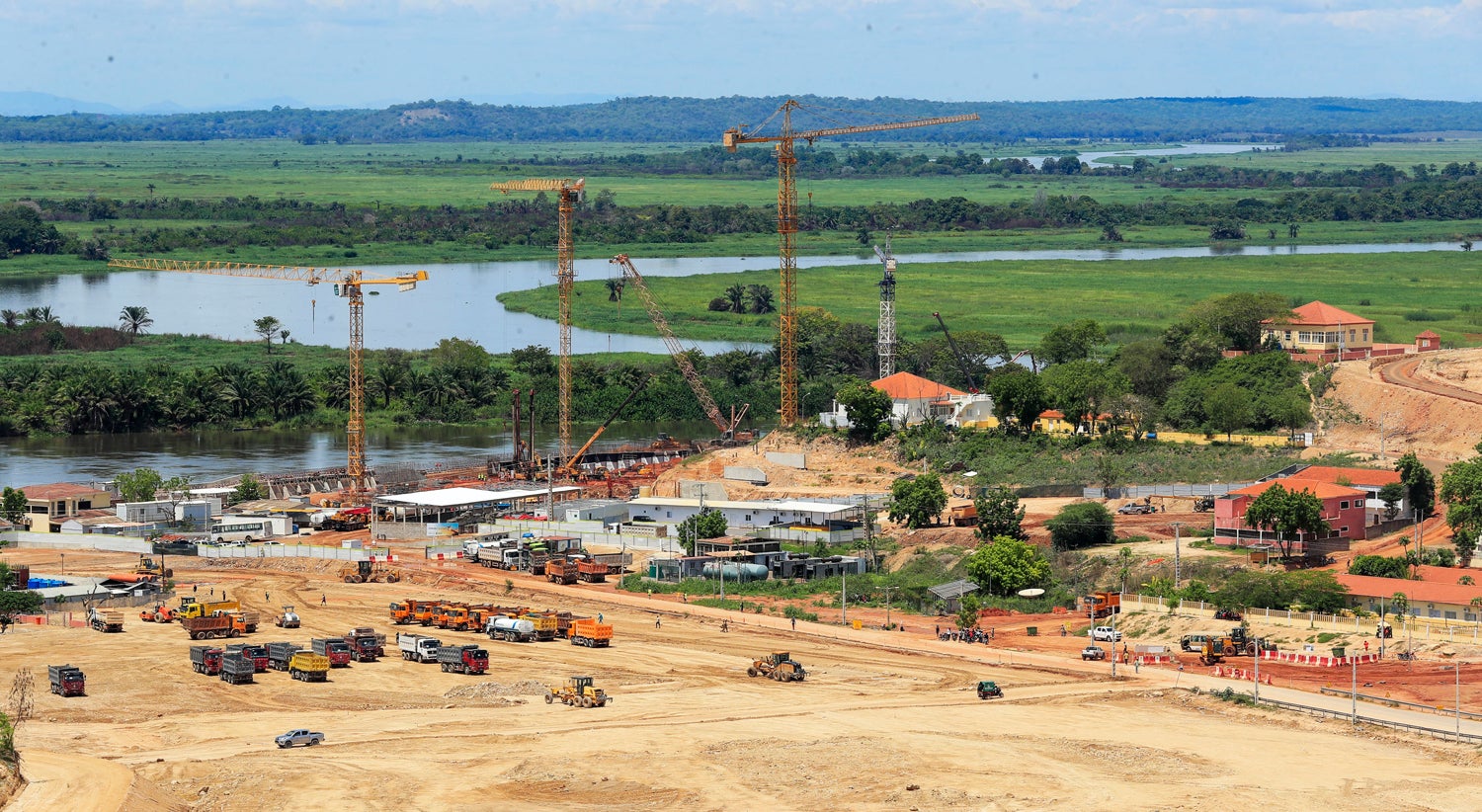 Fortes chuvas provocaram a morte a cinco pessoas em Angola
