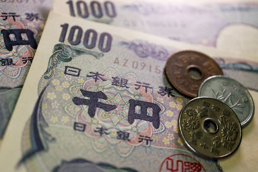 Porque o dólar está alto no Japão?