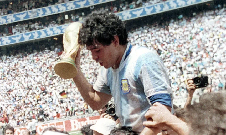 A Bola de Ouro de Maradona de 86 está sob a alçada da justiça
