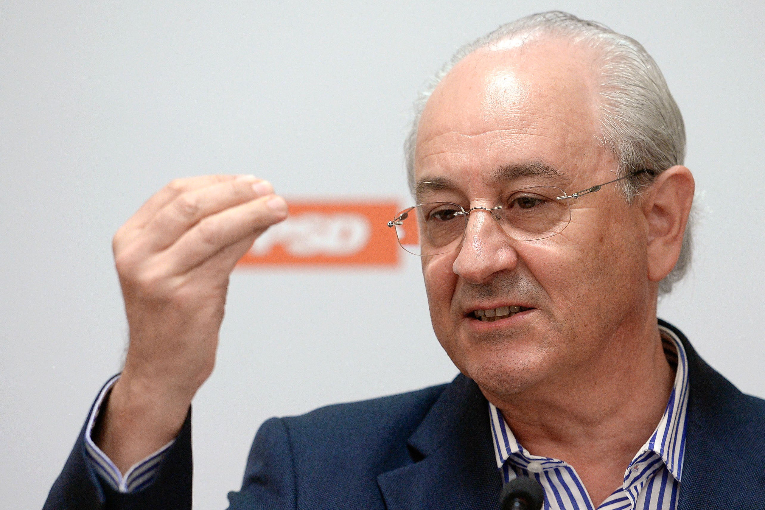 Rio quer investimento na justi�a em �reas de risco de corrup��o