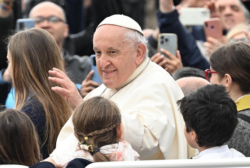 O Papa Francisco lança a sua primeira autobiografia
