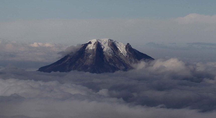 Os glaciares colombianos são compostos por duas serras e quatro vulcões nevados, entre os quais o de Tolima
