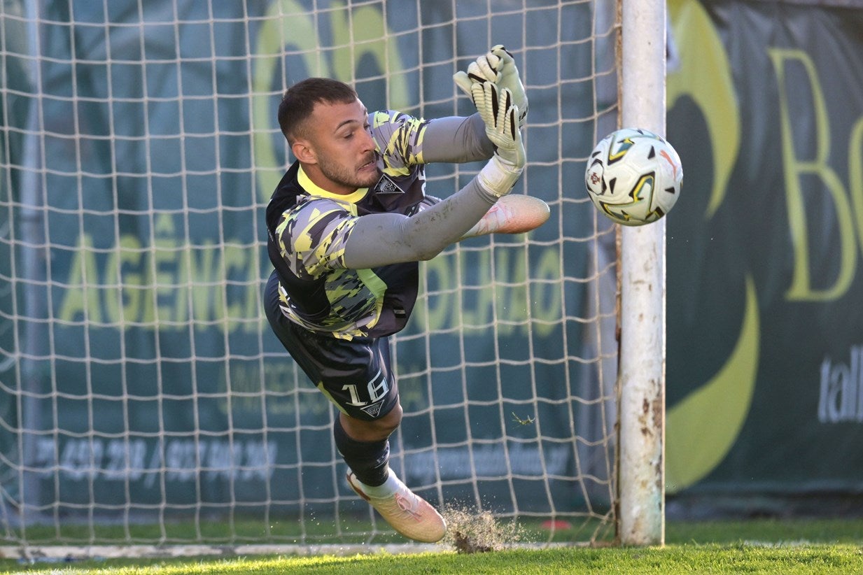 Ta�a de Portugal. Estoril Praia salva-se nos pen�ltis contra o Salgueiros