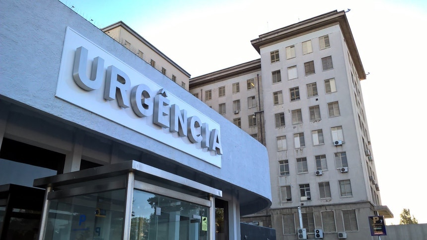 Demitiram-se seis chefes de equipa da urgência do hospital de Santa Maria