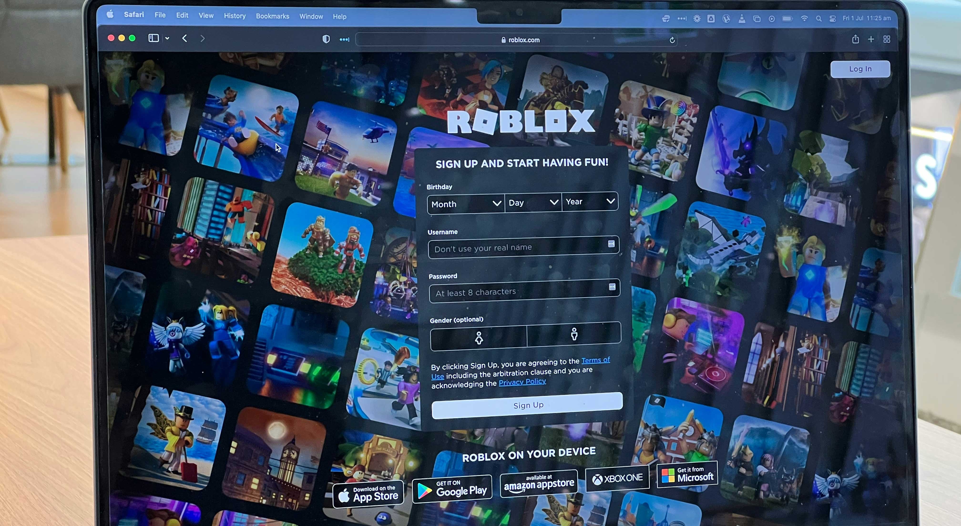"Roblox". Pais devem vigiar crianças "24 sobre sete" para garantir segurança