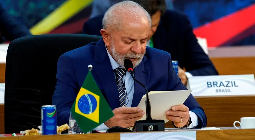 Imagem ilustrativa: Lula promulga acordo Mercosul-UE e diz que tratado foi firmado "a ferro, suor e