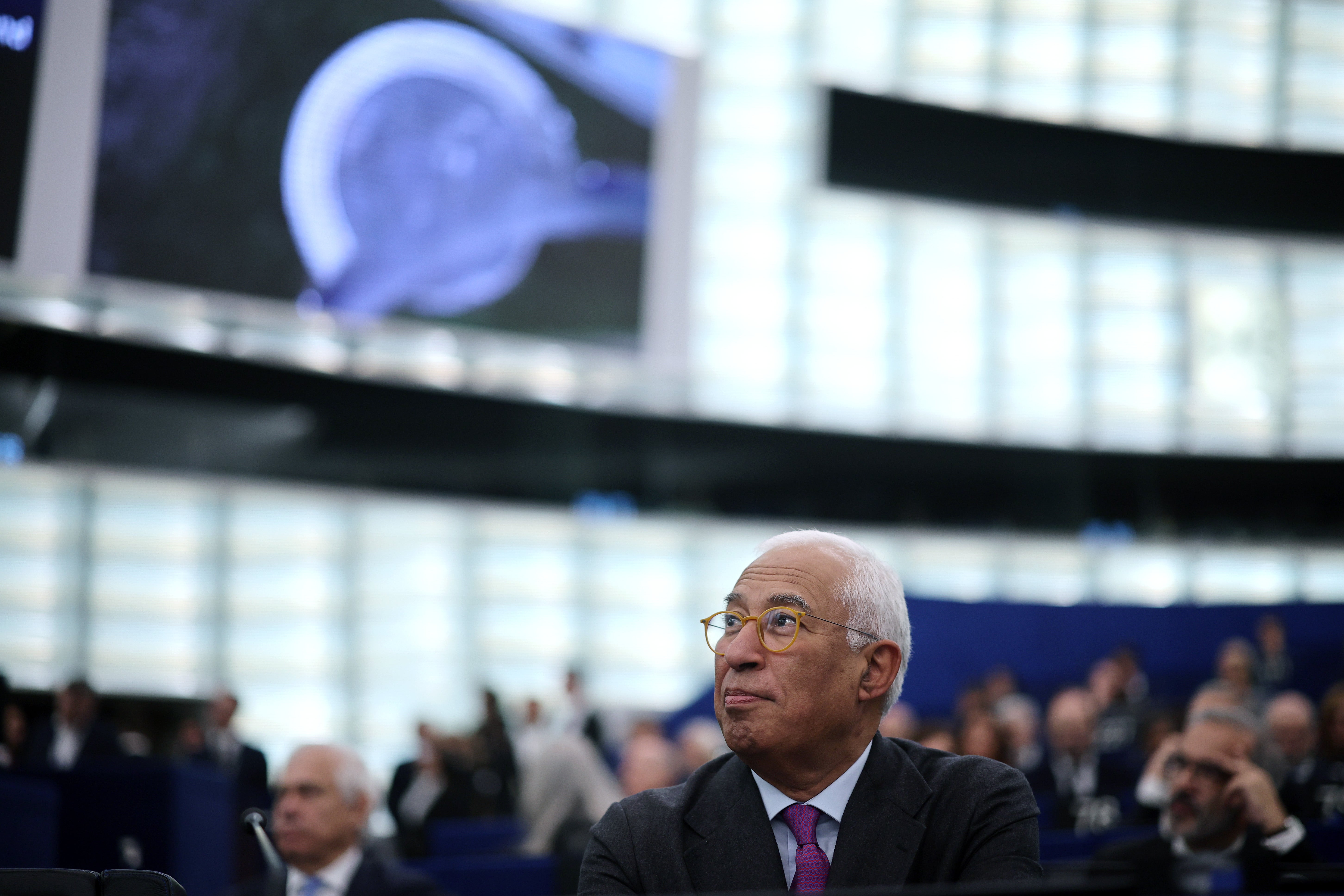 European leaders meet to debate Trump's new tariff threats