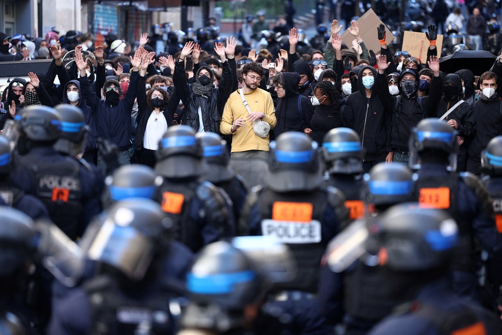 Imagem ilustrativa: Frente a frente