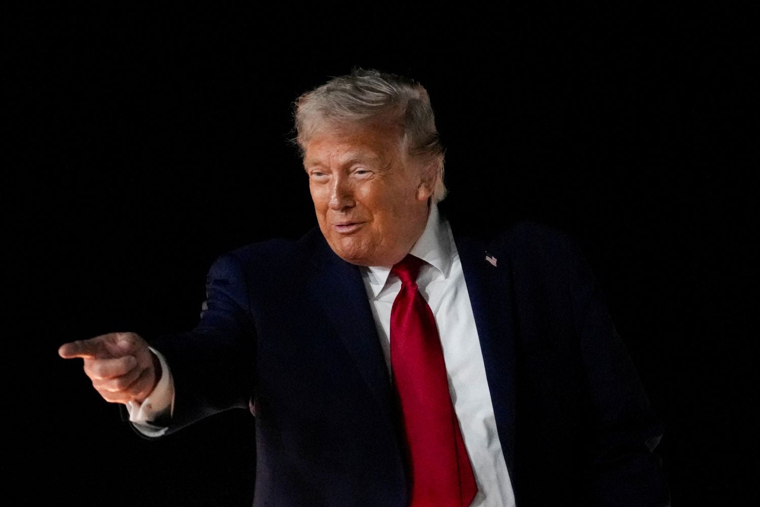 "Últimos esforços". Trump acredita em "vitória" e 