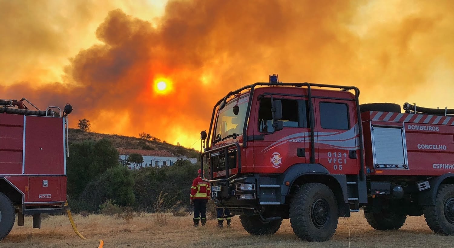 V�o ser refor�ados os meios a�reos no combate ao inc�ndio em Valen�a