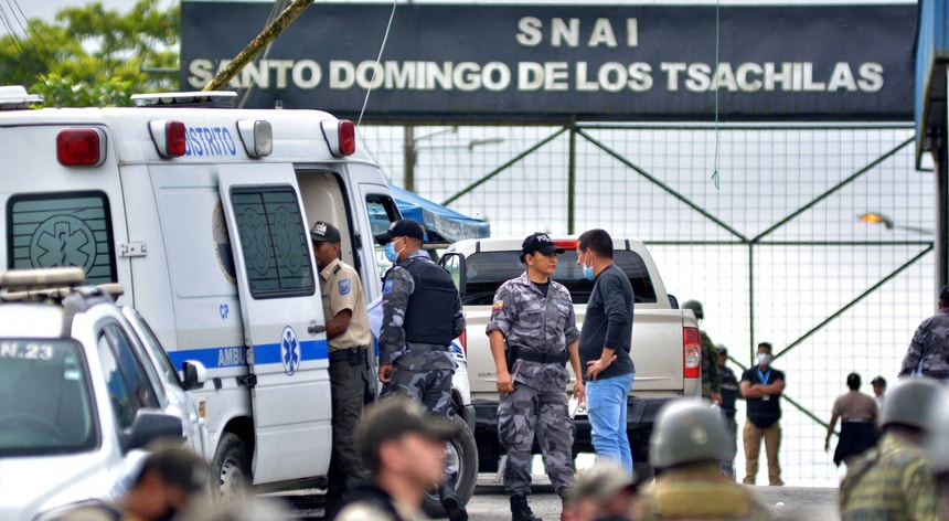Confrontos causaram 13 mortos e dois feridos na prisão de Santo Domingo de los Tsáchilas, no Equador
