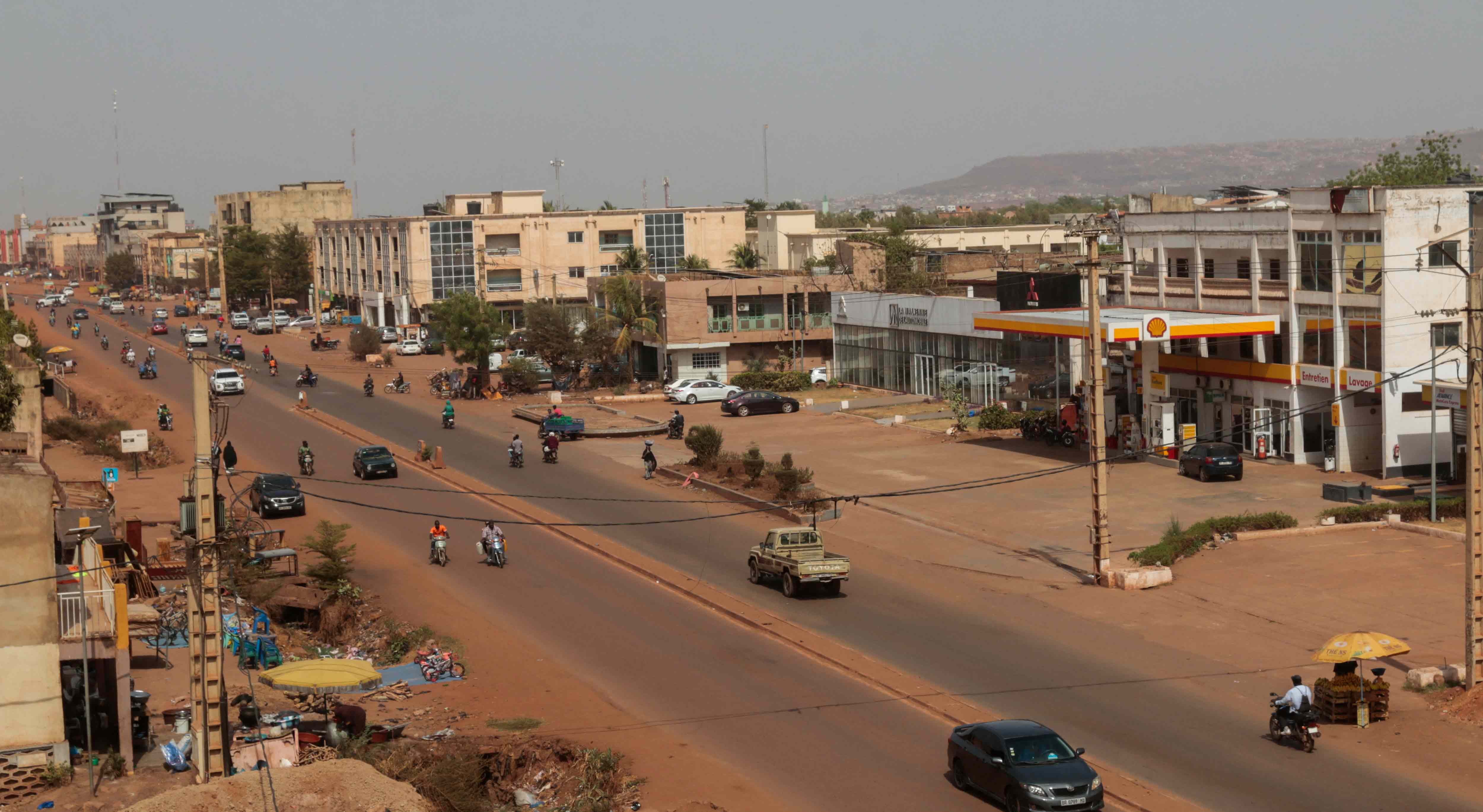 Junta militar declara recolher obrigatório de 72 horas no Mali após ataques