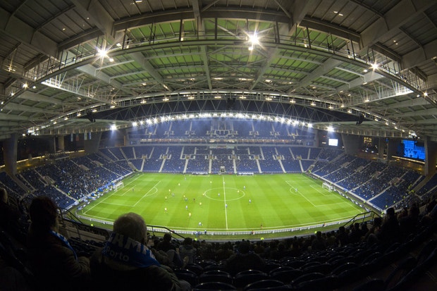 Preparação do FC Porto para o jogo da Champions com muitos ausentes do  relvado - FC Porto - Jornal Record