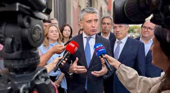 Socialist Party Agrees to Abstain on 2027 State Budget