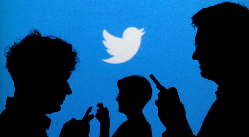 O Twitter vai banir utilizadores por desinformação sobre vacinas
