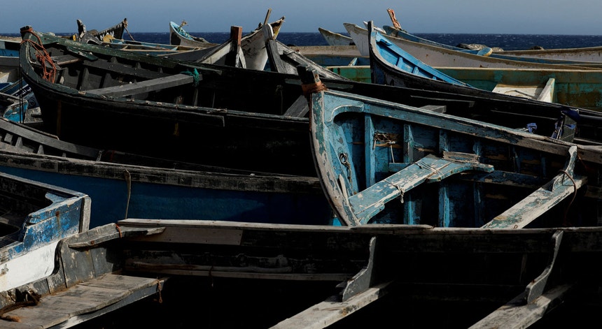Barcos usados pelos migrantes no porto de Arinaga, na ilha da Gran Canária 
