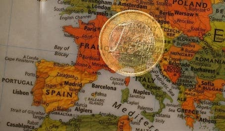 Kai Pfaffenbach/Reuters