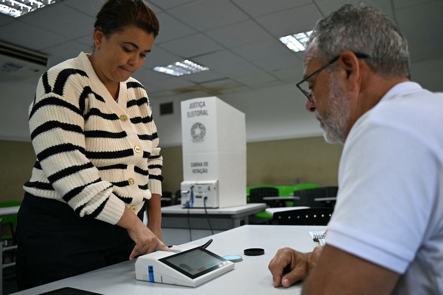 Eleições no Brasil. RTP Notícias acompanha resultados da noite eleitoral em emissão especial