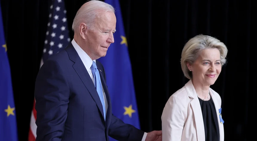 Biden felicitou von de Leyen  e disse esperar um bom diálogo com todos os líderes dos órgãos da UE
