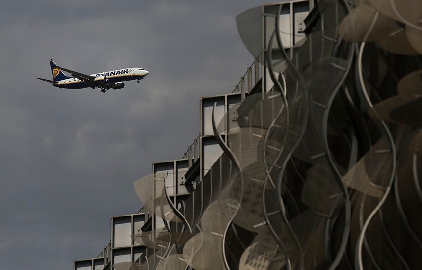 Ryanair reafirma que vai abandonar os Açores a partir de 29 de março