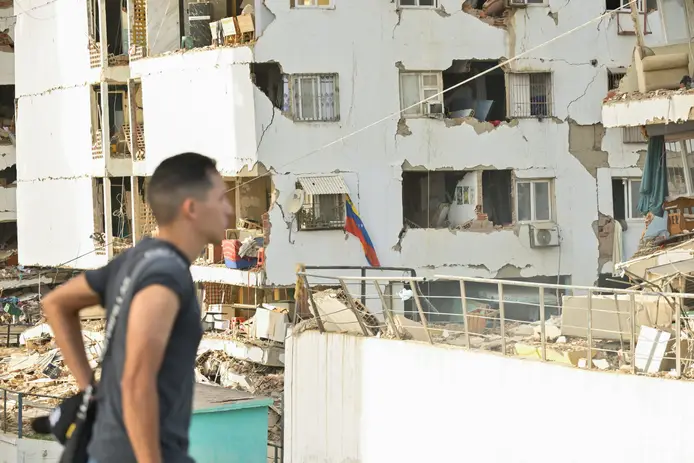 Sismos Venezuela. Iniciados trabalhos de reparação de 4.000 habitações em La Guaira