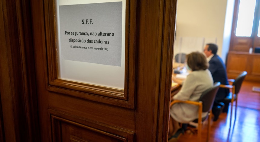 University of Porto Rector Reveals Shocking Threats in Medicine Admissions Scandal