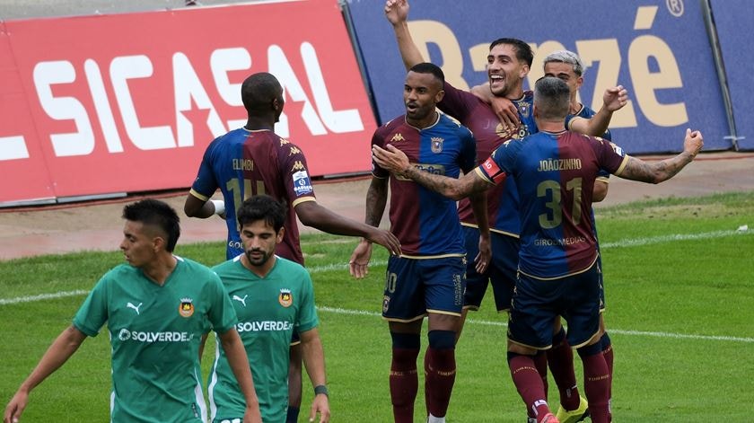 Vitória de Guimarães elimina Moncarapachense na Taça em jogo