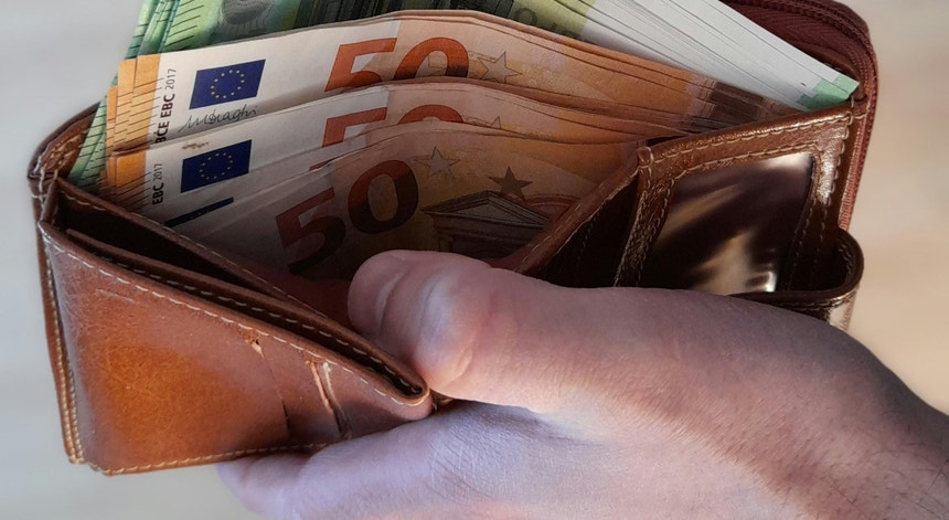 Lei laboral. Reformas antecipadas poderão ser acumuladas com salário