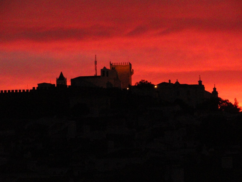  Enviada por Constan&ccedil;a Matias - Sol Vermelho 