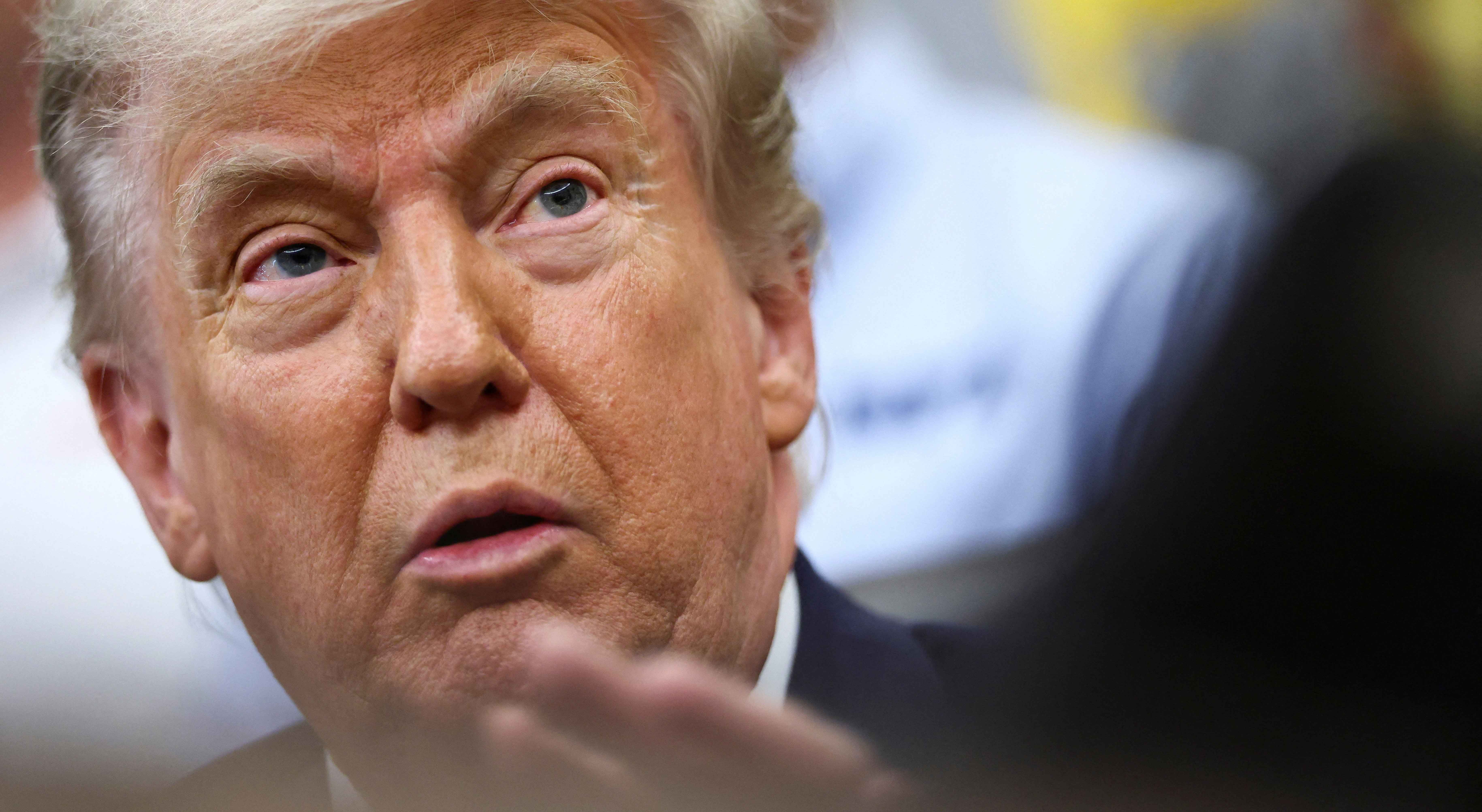 Donald Trump ganó más de mil millones de dólares con criptomonedas en 2025