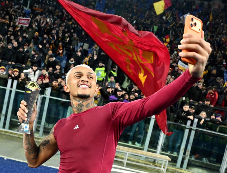 Roma regressa aos triunfos e fica à beira do pódio da Liga italiana