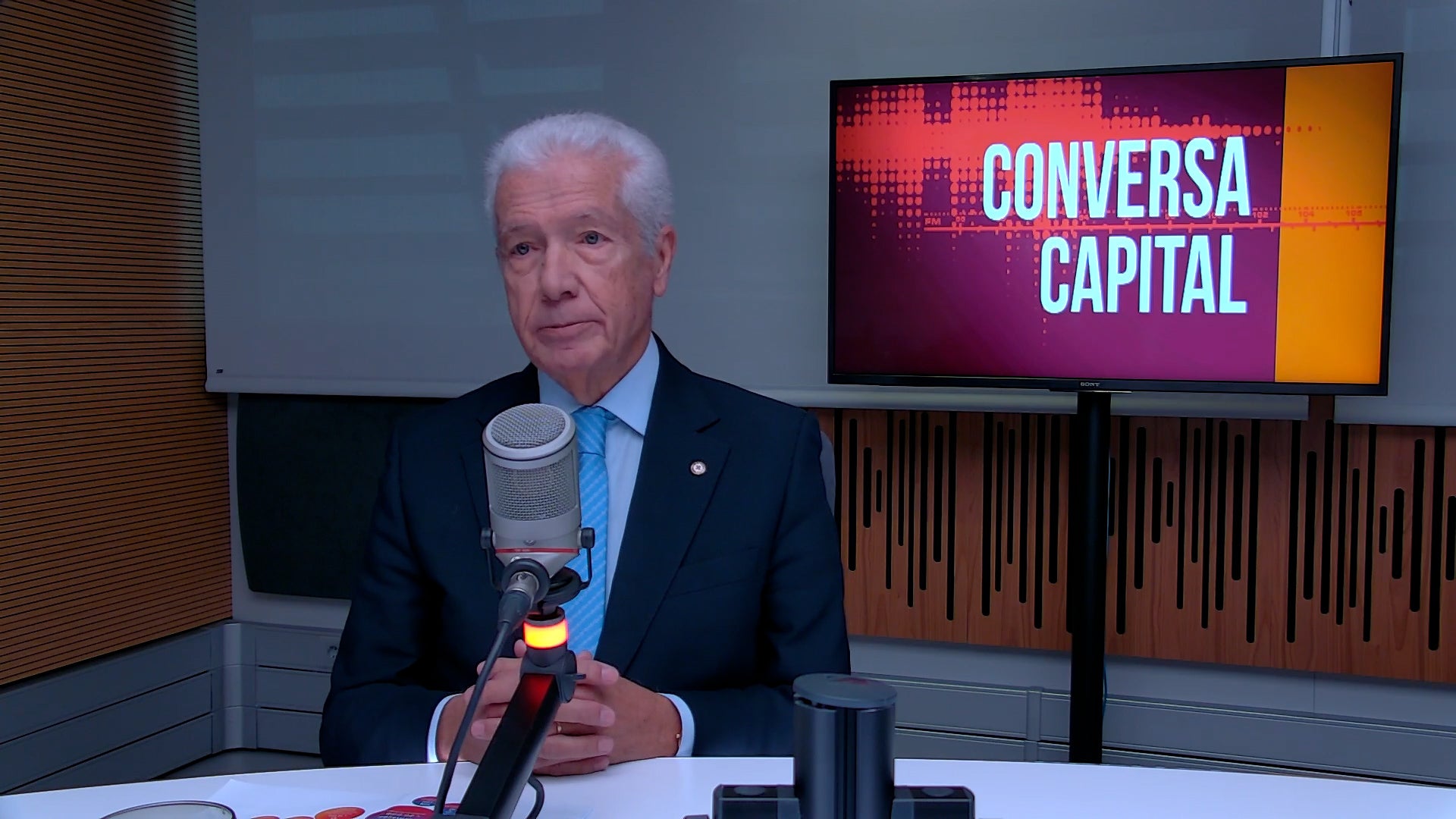 Ant�nio Saraiva: Cruz Vermelha perde dinheiro com Estado que paga servi�os tarde e abaixo do custo