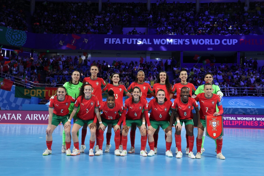 Imagem de Portugal vice-campeão do Mundo. Seleção portuguesa perdeu na final do Mundial de Futsal contra Brasil