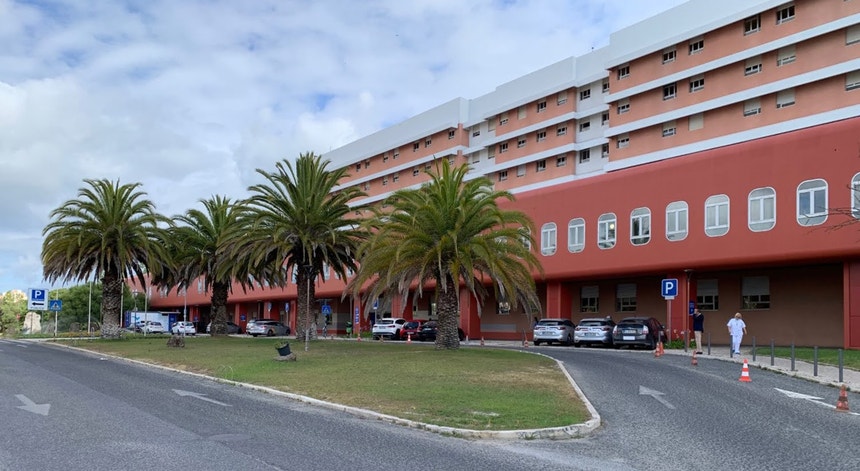 Livre quer ouvir administração da ULS Almada-Seixal no Parlamento sobre suspensão das IVG