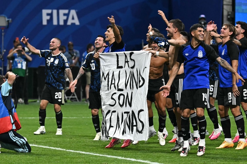 Imagem de Reino Unido pede à FIFA investigação a faixa sobre Malvinas exibida por jogadores argentinos