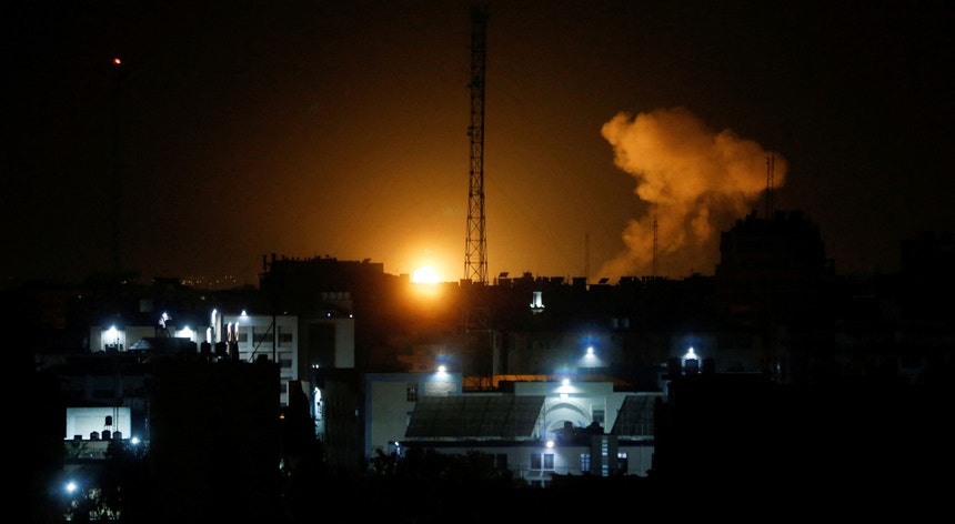 Os ataques israelitas na Cisjordânia e Gaza continuam a fazer vítimas
