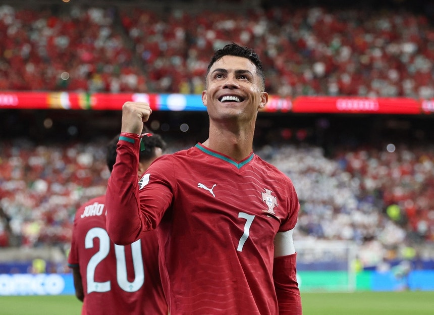 Ronaldo é o primeiro a marcar em seis Mundiais e iguala Eusébio