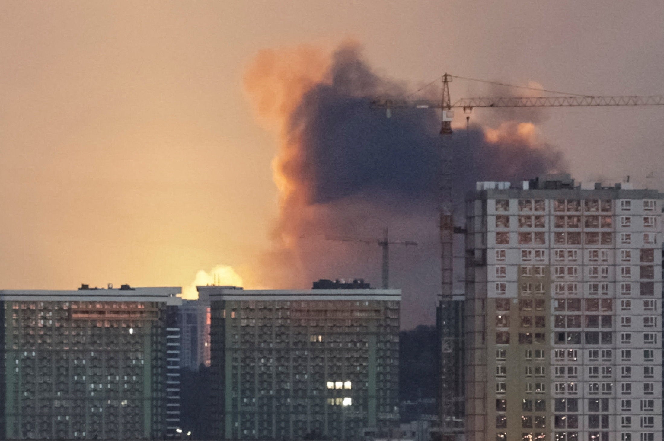 Ucrânia. Pelo menos 11 mortos e mais de 100 feridos em ataques russos