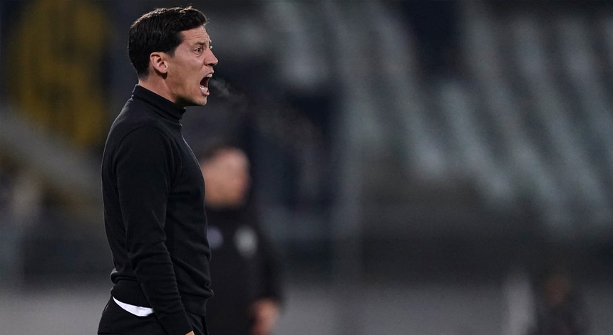 Imagem de Luís Pinto crê que há ainda “muito sumo para retirar” do Vitória